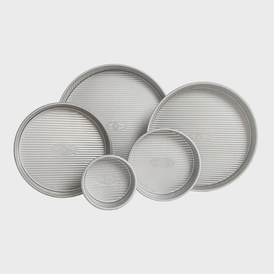 USA Pan Round Cake Pan Set (5 Piece Set) 850016288042 Bakeware CDA Gourmet bakeware cake 1