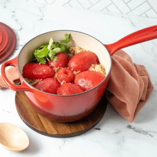 Le Creuset Signature Saucepan - 2.25 QT 024147304395 Cookware CDA Gourmet Cookware Enameled Cast Iron 4