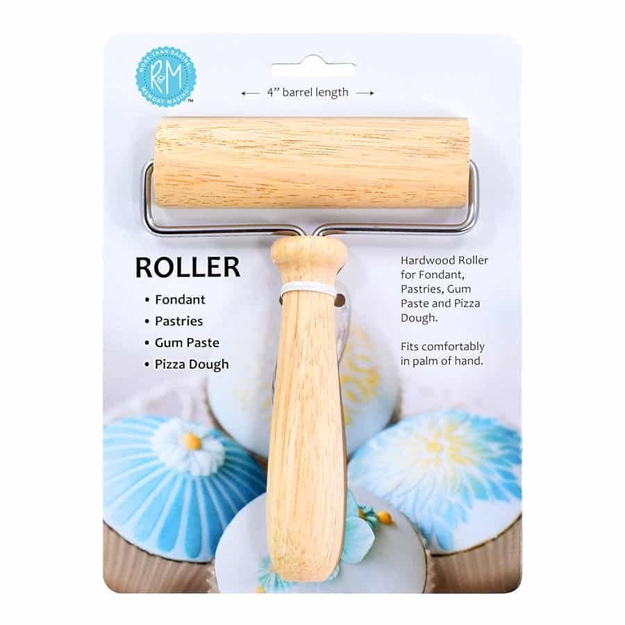 R & M PASTRY/PIZZA ROLLER 768545027561 Cookie Cutters CDA Gourmet Pastry PIZZA 1