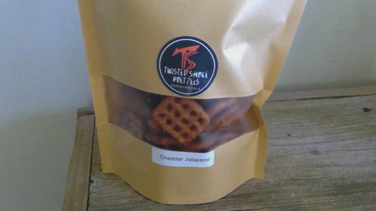 Twisted Smoke Cheddar Jalapeño Pretzels 10827 Gourmet Foods CDA Gourmet Cheddar Jalapeno 1